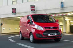 Ford_Transit_Custom_02